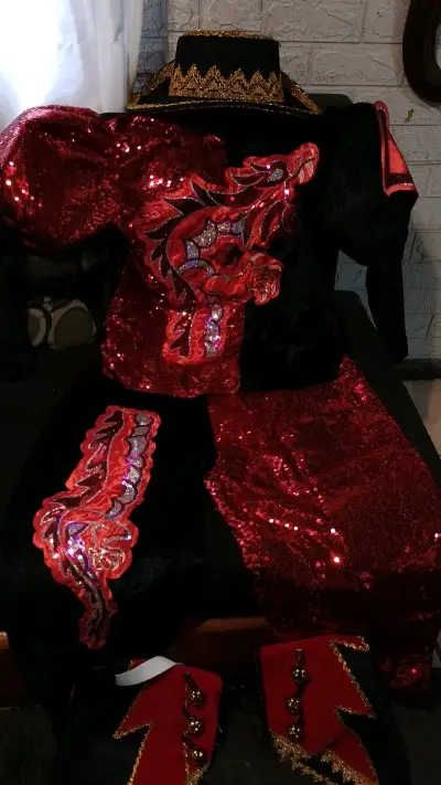 Traje de caporal con Sombrero y Botas - miniatura 1