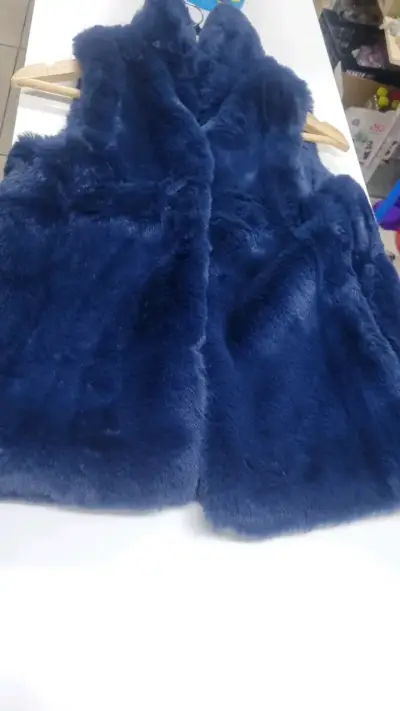 Chaleco de piel sintética azul para mujer - miniatura 1