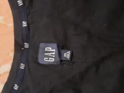 Vestido negro GAP casual para mujer - miniatura 3