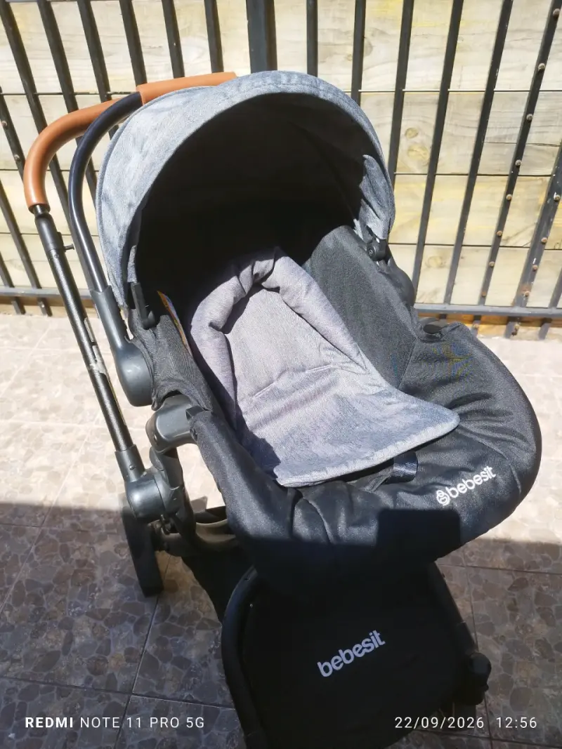 Coche de bebé Bebesit con manillar ajustable - 1