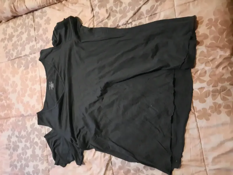 Vestido negro de manga corta para mujer - 1