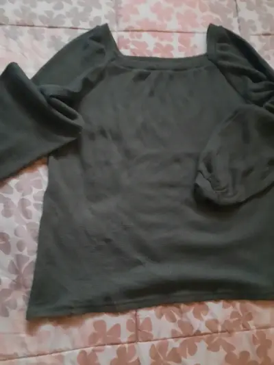 Polera manga larga verde oscuro para mujer - miniatura 1
