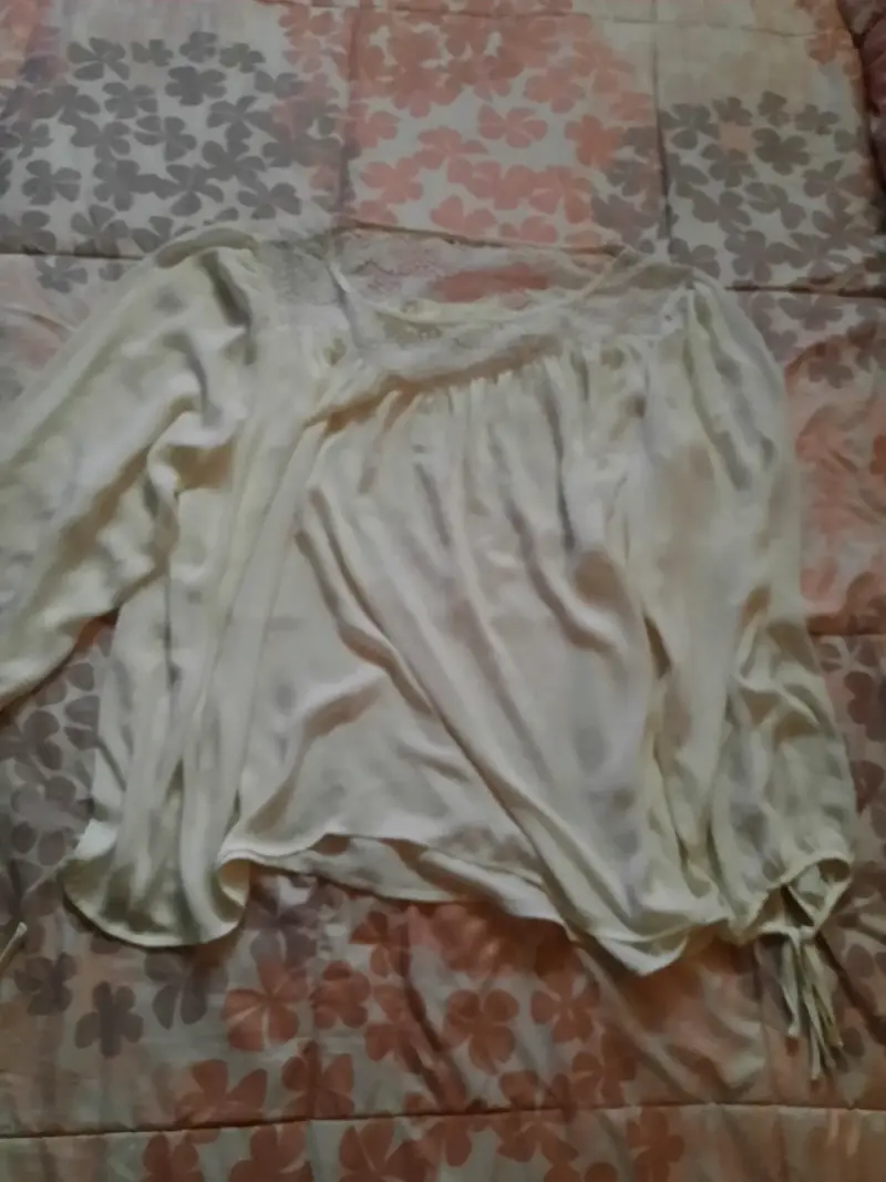 Blusa de encaje blanca para mujer - 1