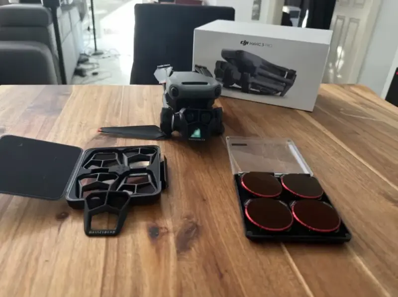 Drone DJI Mavic 3 Pro con Accesorios - 6
