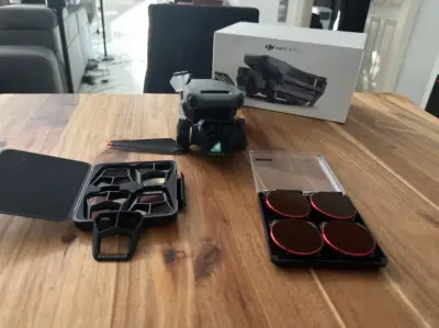 Drone DJI Mavic 3 Pro con Accesorios - miniatura 6