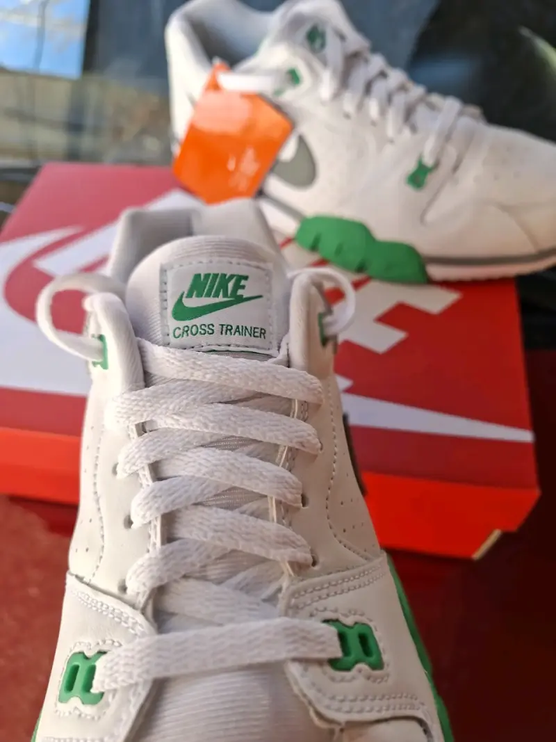 Zapatillas Nike Cross Trainer Blancas y Verdes - 2