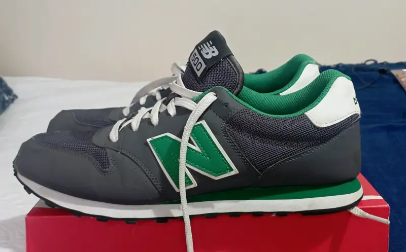 Zapatillas New Balance 500 gris y verde - 1