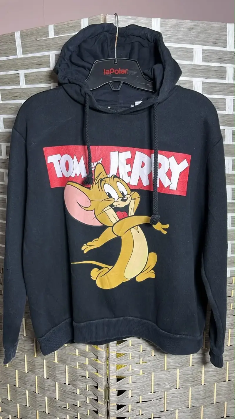 Polerón negro Tom y Jerry con capucha Talla M