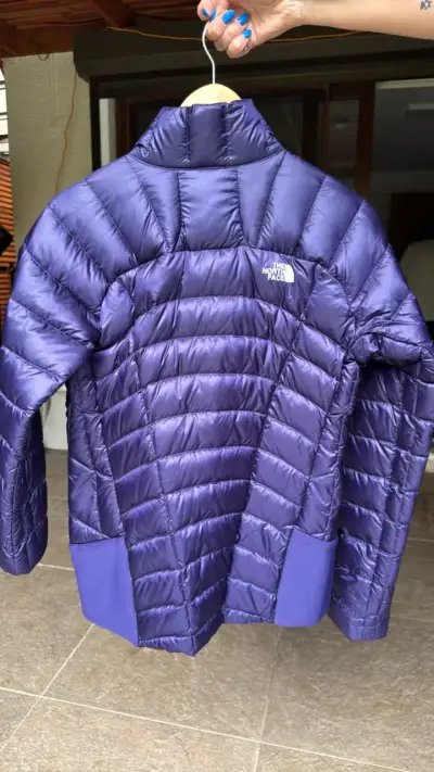 Chaqueta The North Face morada para mujer - miniatura 2