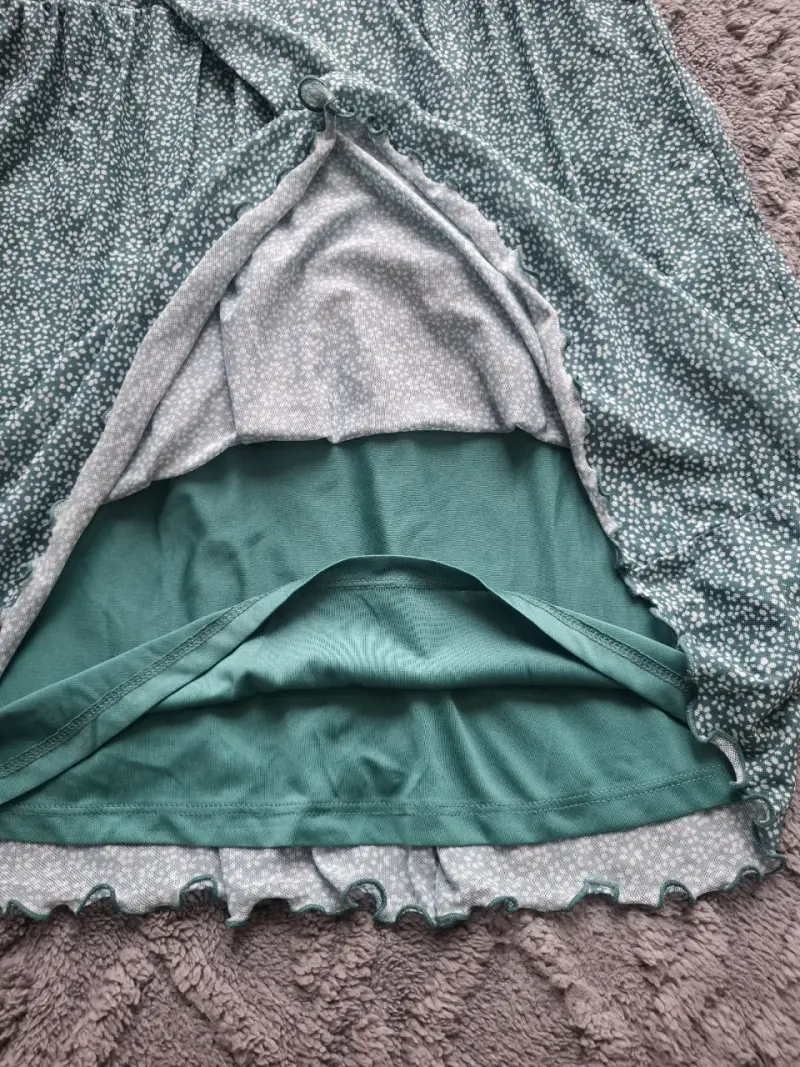Vestido verde con estampado floral - 2