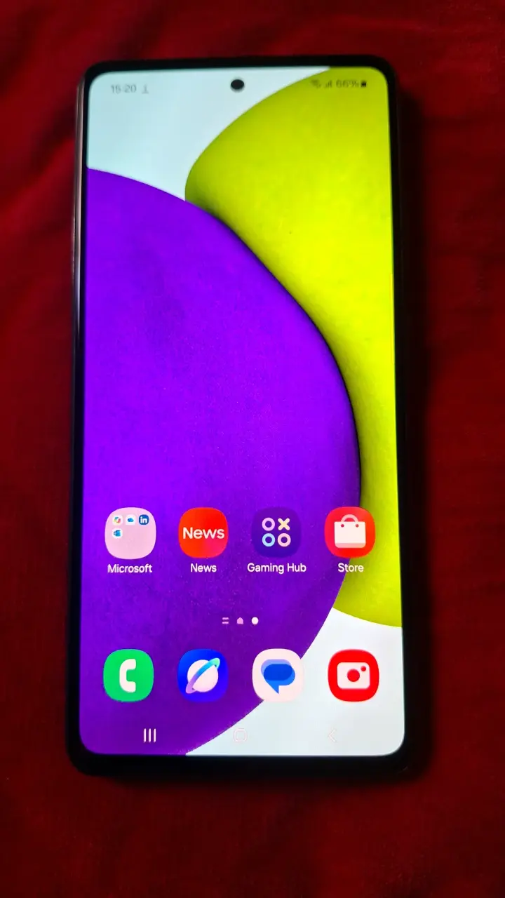Samsung Galaxy A52s 5G Negro en Buen Estado - 2