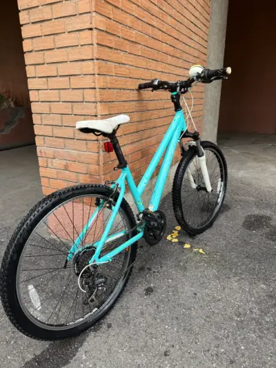 Bicicleta Trek para montaña color celeste - miniatura 2