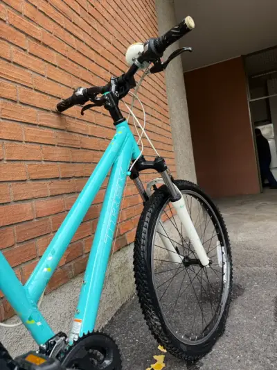 Bicicleta Trek para montaña color celeste - miniatura 3