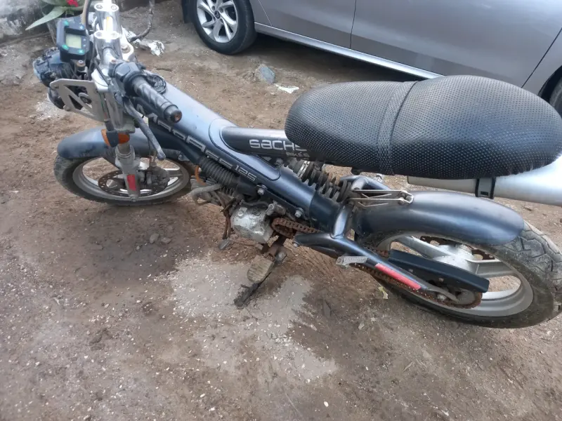 Moto Sachs MadAss 125 en buen estado - 1