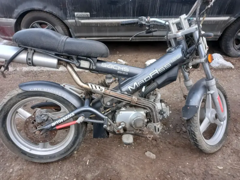 Moto Sachs MadAss 125 en buen estado - 2