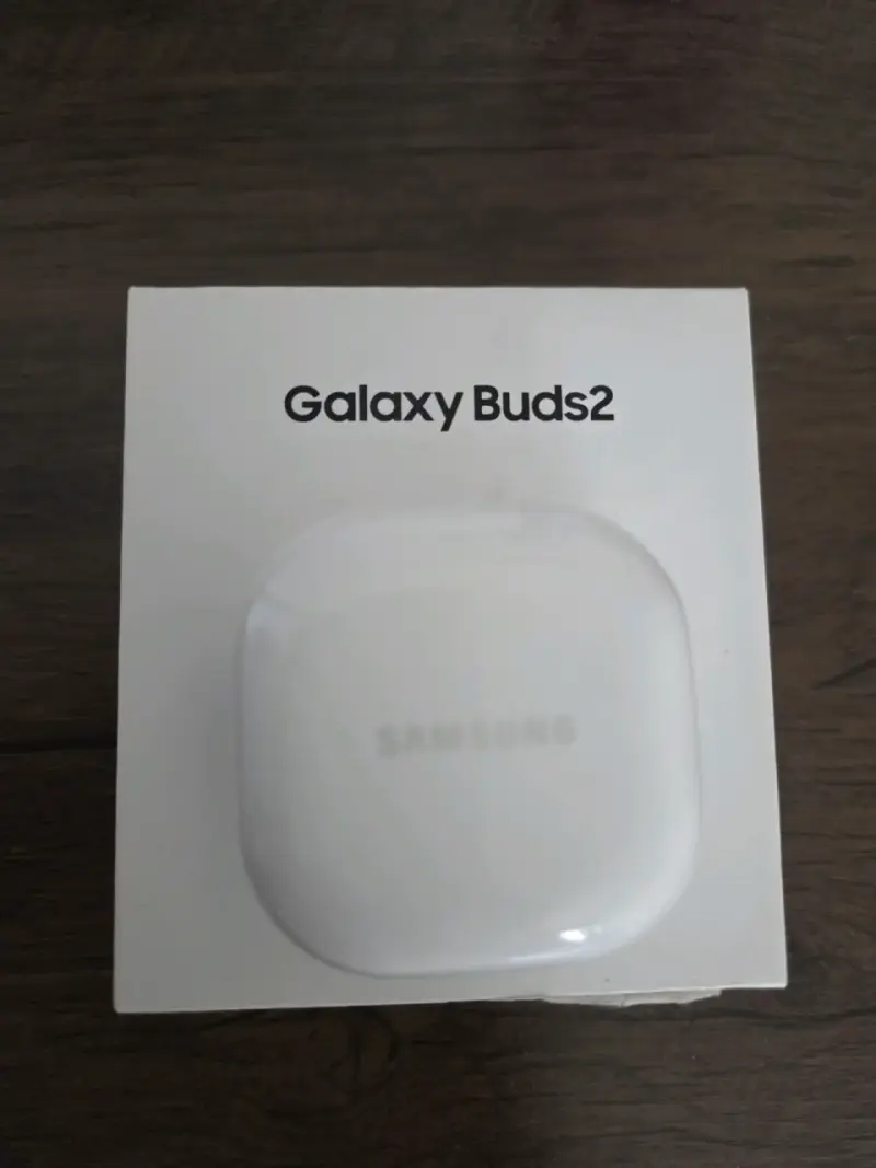 Audífonos Inalámbricos Samsung Galaxy Buds2 Blancos - 3