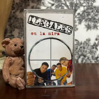 Cassette Ilegales En la Mira 1998 Chile - miniatura 1