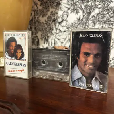 Lote Cassettes Julio Iglesias Emociones Tango Niña - miniatura 1