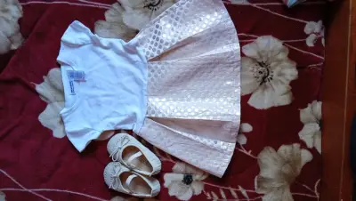 Vestidos de niña 18m con zapatos blancos22 - miniatura 2