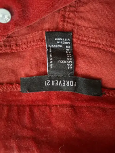 Falda roja con botones Forever 21 - miniatura 1