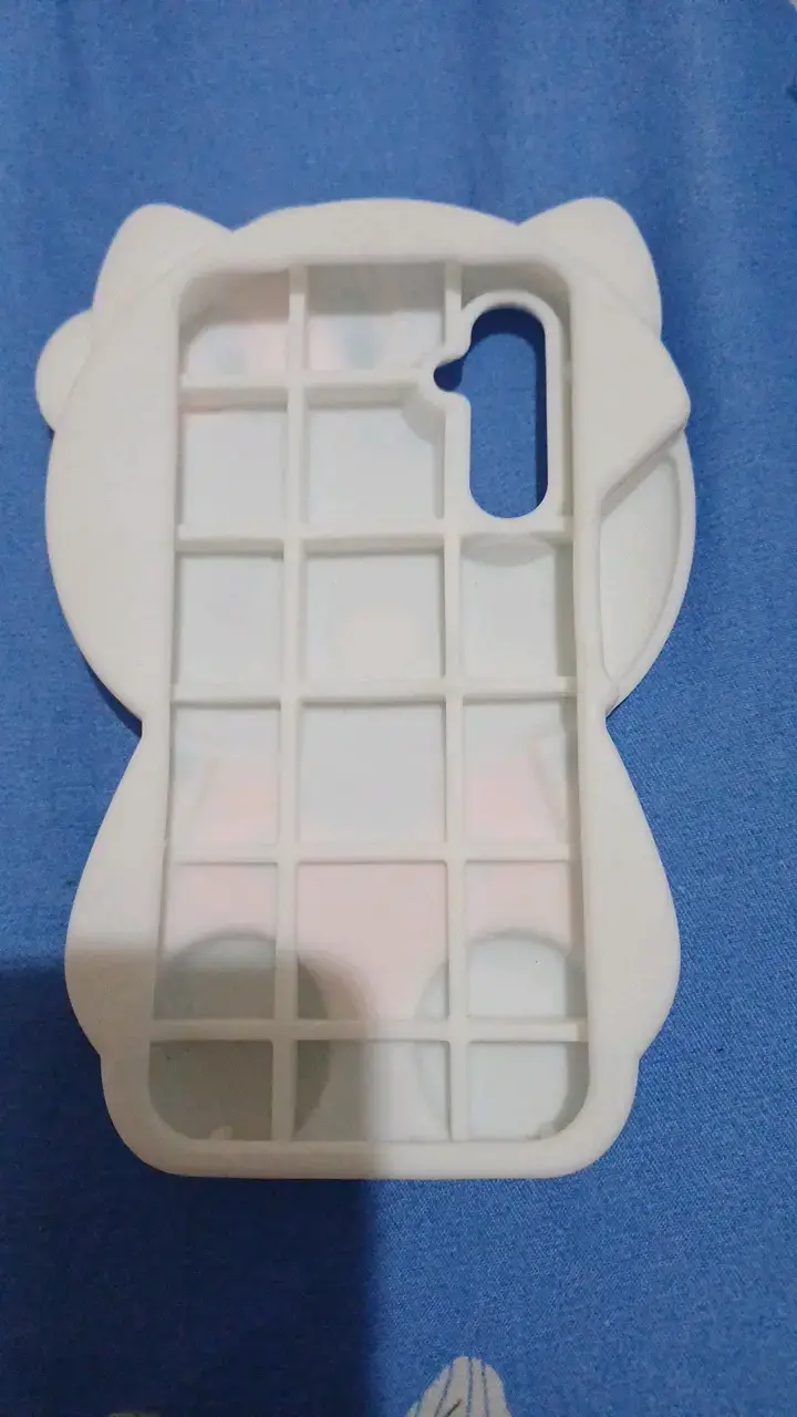 Funda de silicona Hello Kitty para celular - 2