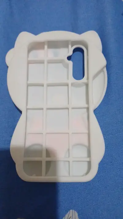 Funda de silicona Hello Kitty para celular - miniatura 2
