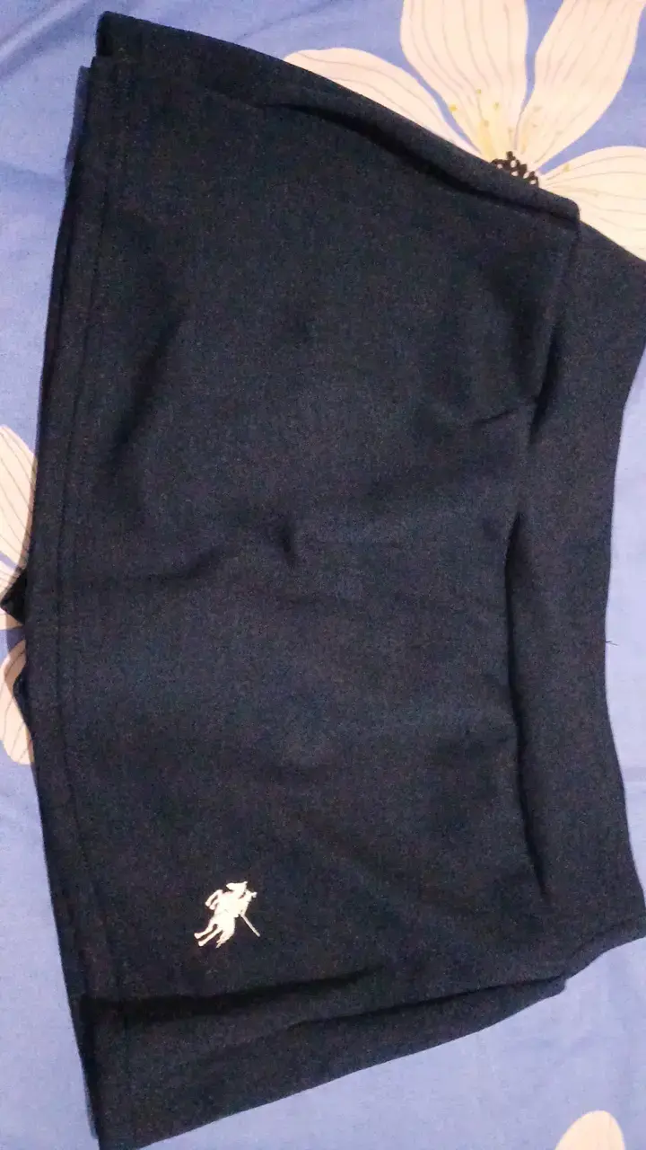 Conjunto Polo Azul Marino con Logo Bordado - 3