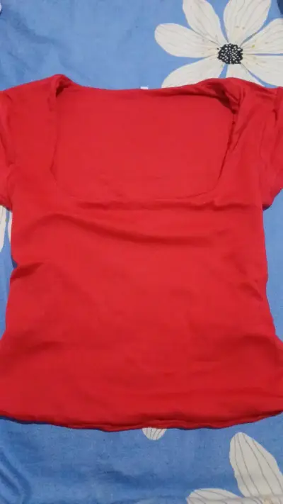 Polera roja de mujer talla M - miniatura 1