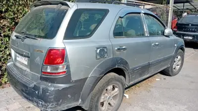 Kia sorento para armar - miniatura 1