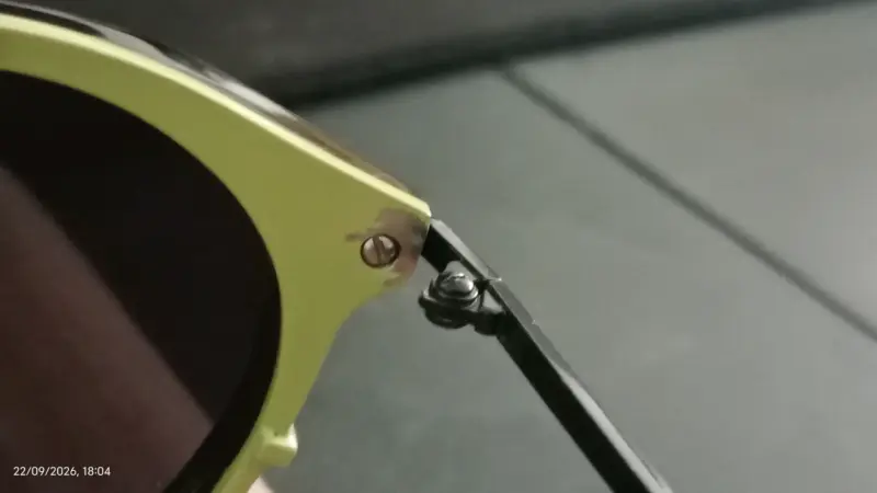 Gafas de sol redondas negras y verdes - 5