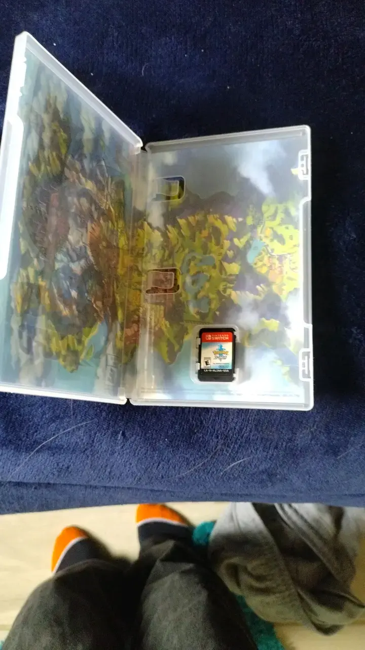 Juego Pokémon Sword para Nintendo Switch - 2