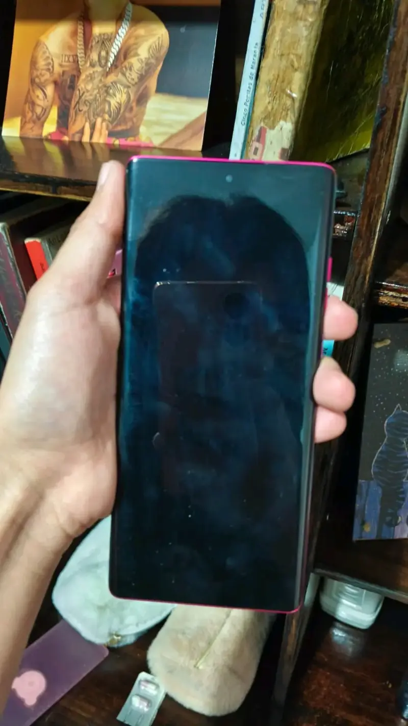 Motorola Edge 50 Fusion 5G 256GB Rosa - 2