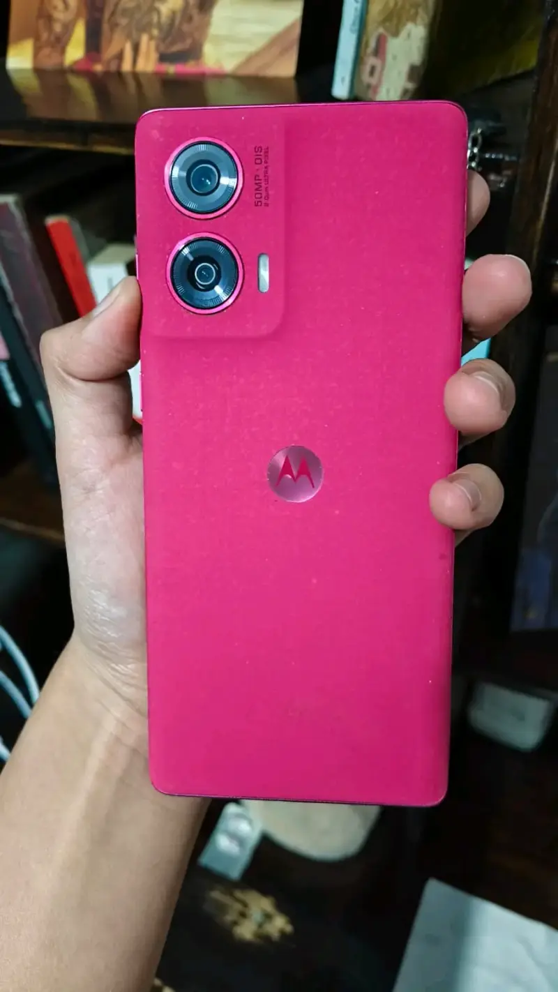 Motorola Edge 50 Fusion 5G 256GB Rosa - 3