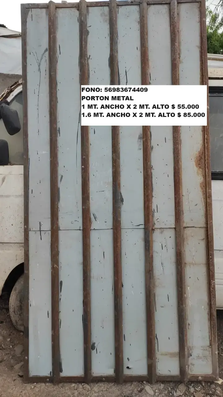 Portón de metal 1.6x2 metros en buen estado