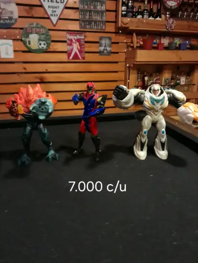 Figuras de acción de superhéroes y villanos - miniatura 6