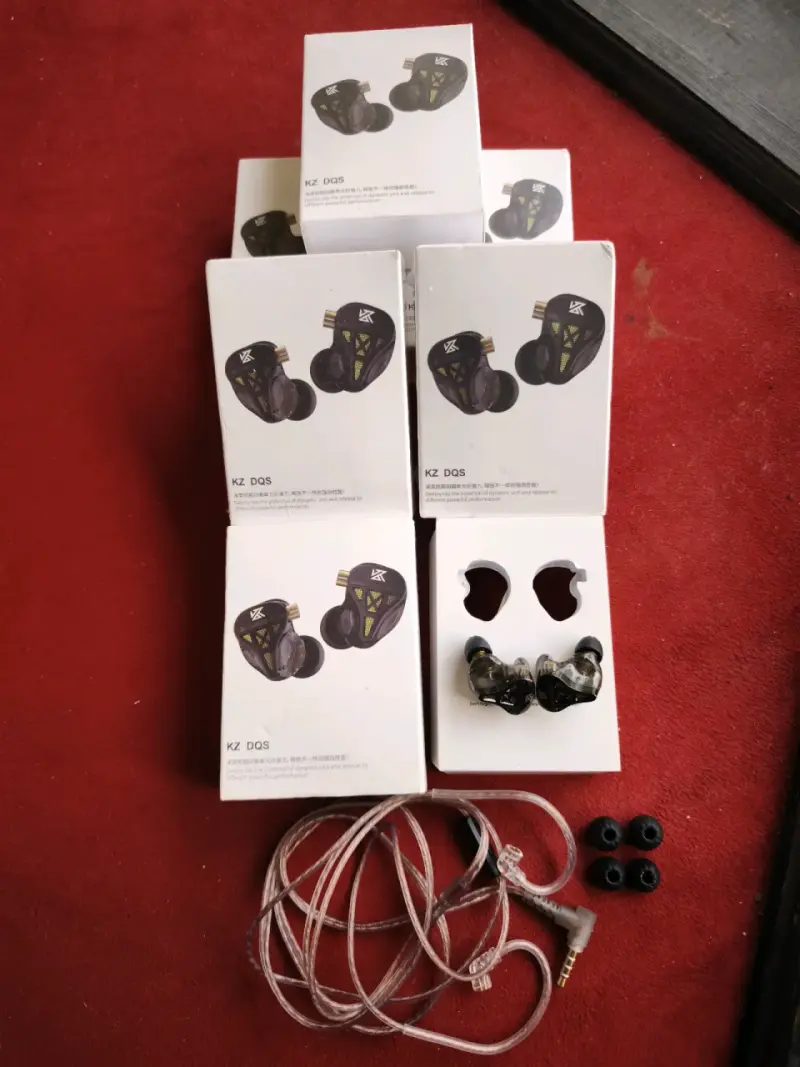 Auriculares In-Ear KZ DQS con Cable Desmontable - 1