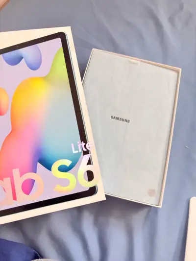 Samsung Galaxy Tab S6 Lite usada con S Pen - miniatura 2