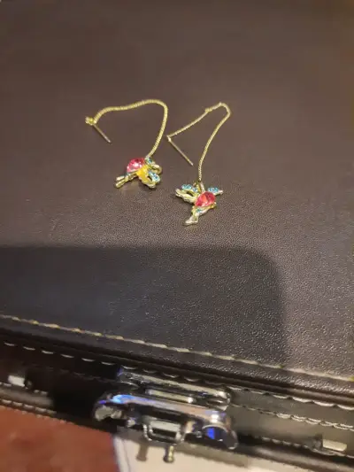 Pendientes colgantes con diseño de colibrí - miniatura 2