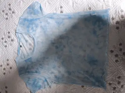 Polera tie-dye multicolor para mujer - miniatura 2