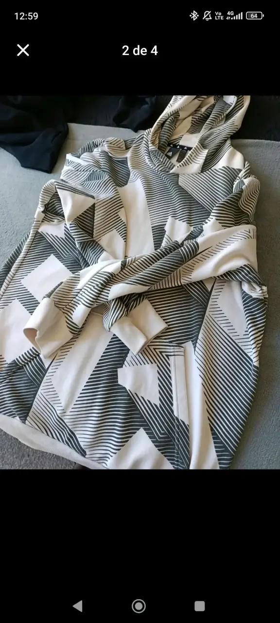 Polerón Adidas estampado geométrico - 3