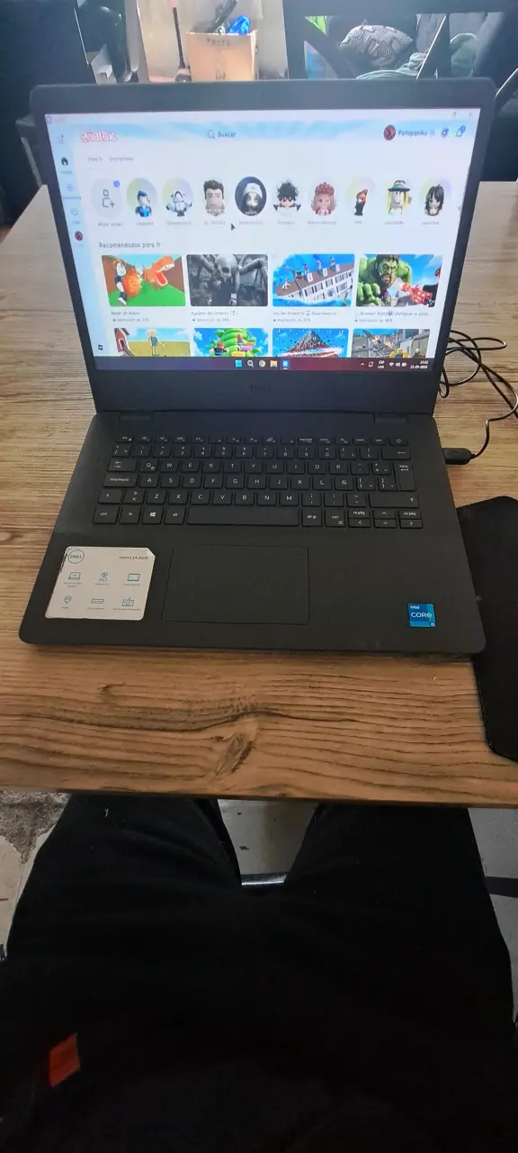 Laptop Dell Vostro 14 3000 con Intel Core i5 - 3
