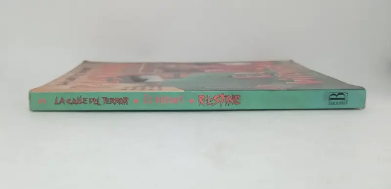 Libro 'El Bisturí' de R.L. Stine - 3