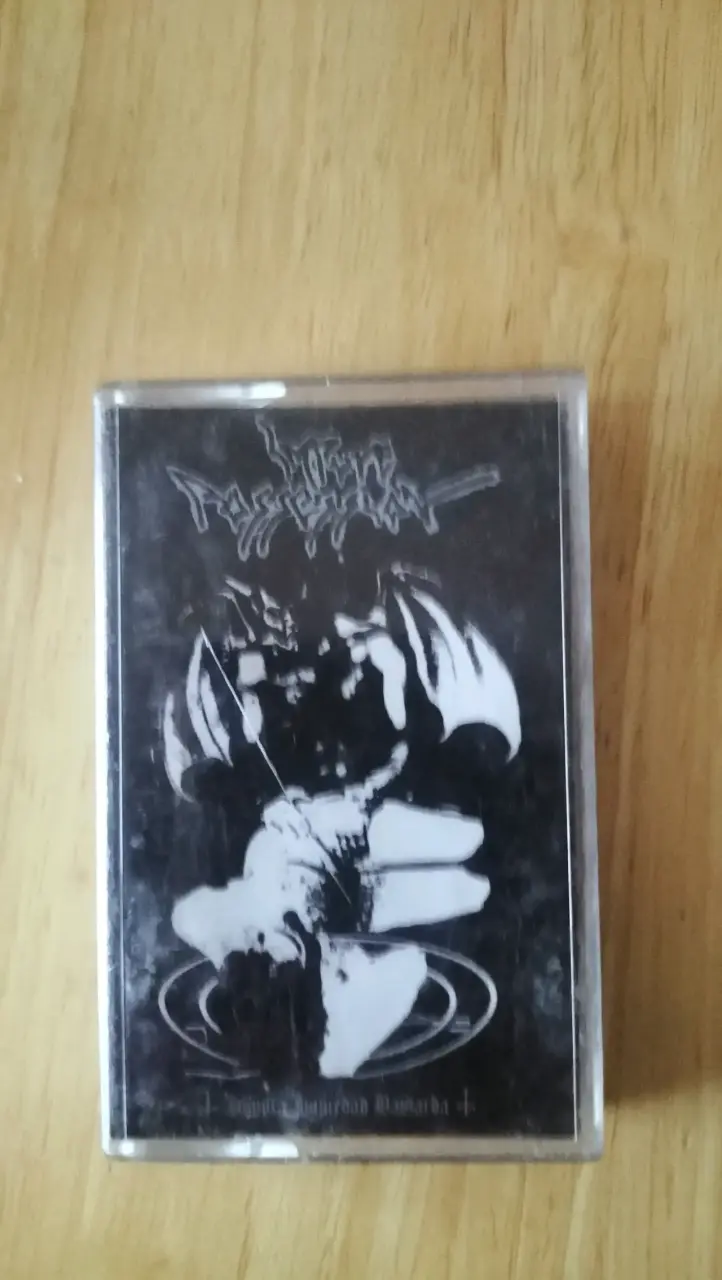 Cassette de música black metal - 1