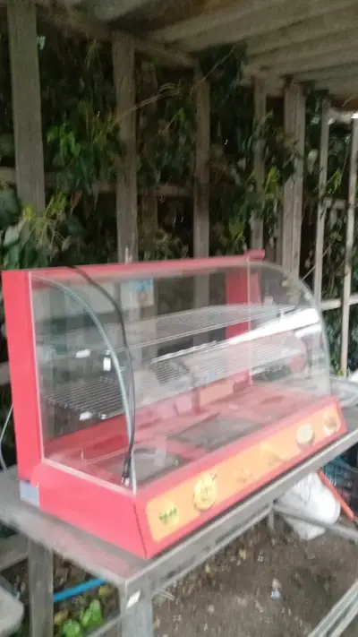 Vitrina Calefactora Roja para Alimentos - miniatura 1