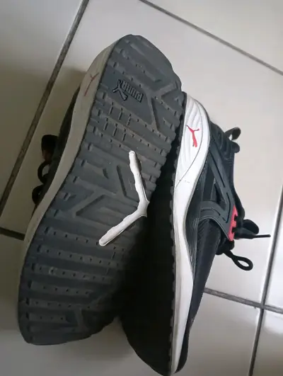 Zapatillas deportivas negras Puma para hombre - miniatura 3