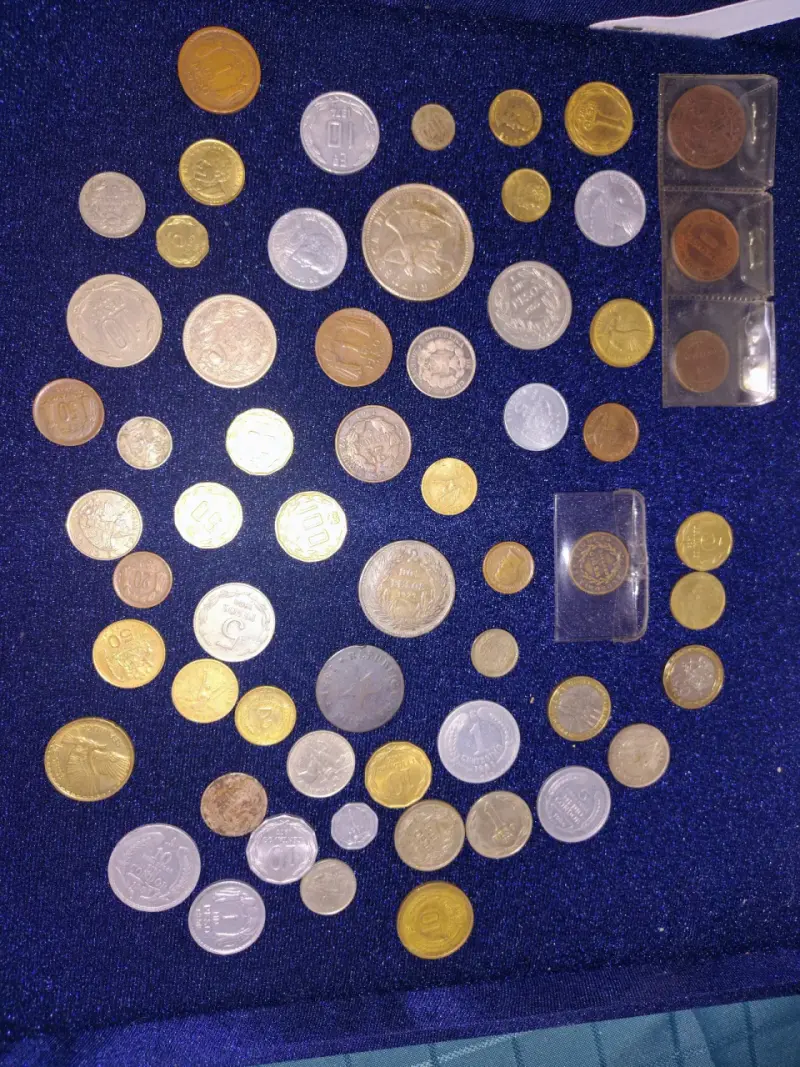 Monedas, billetes y boletos antiguos - 5