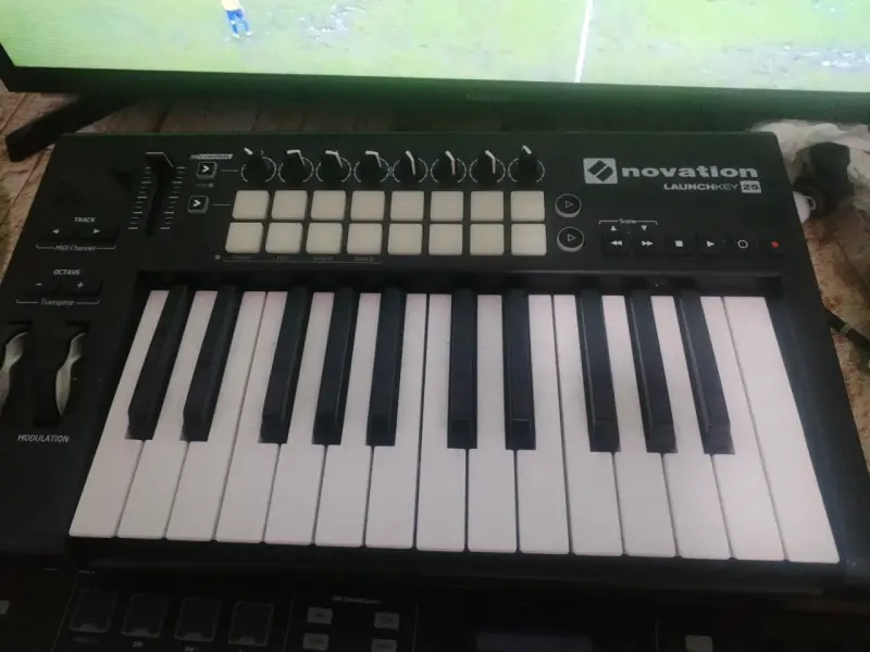 Controlador MIDI Novation Launchkey 25 para Ableton Live - 3