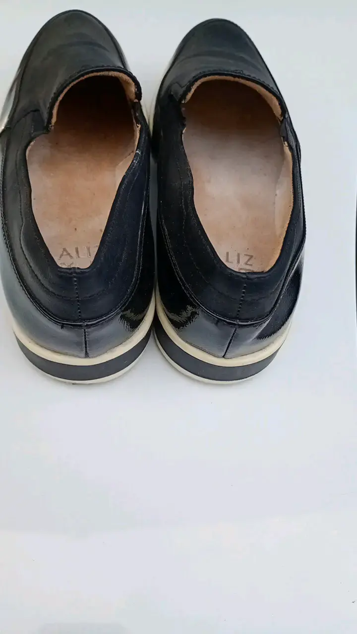 Zapatos de cuero negros para mujer Naturalizer - 2