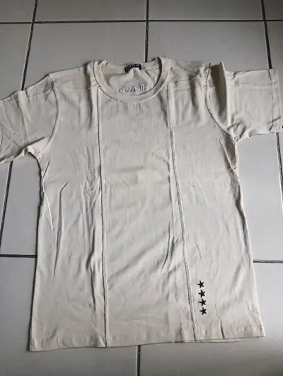 Polera beige con diseño Rolly Go - miniatura 2