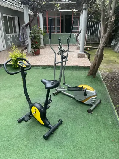 Bicicleta estática y elíptica para ejercicio en casa - miniatura 1